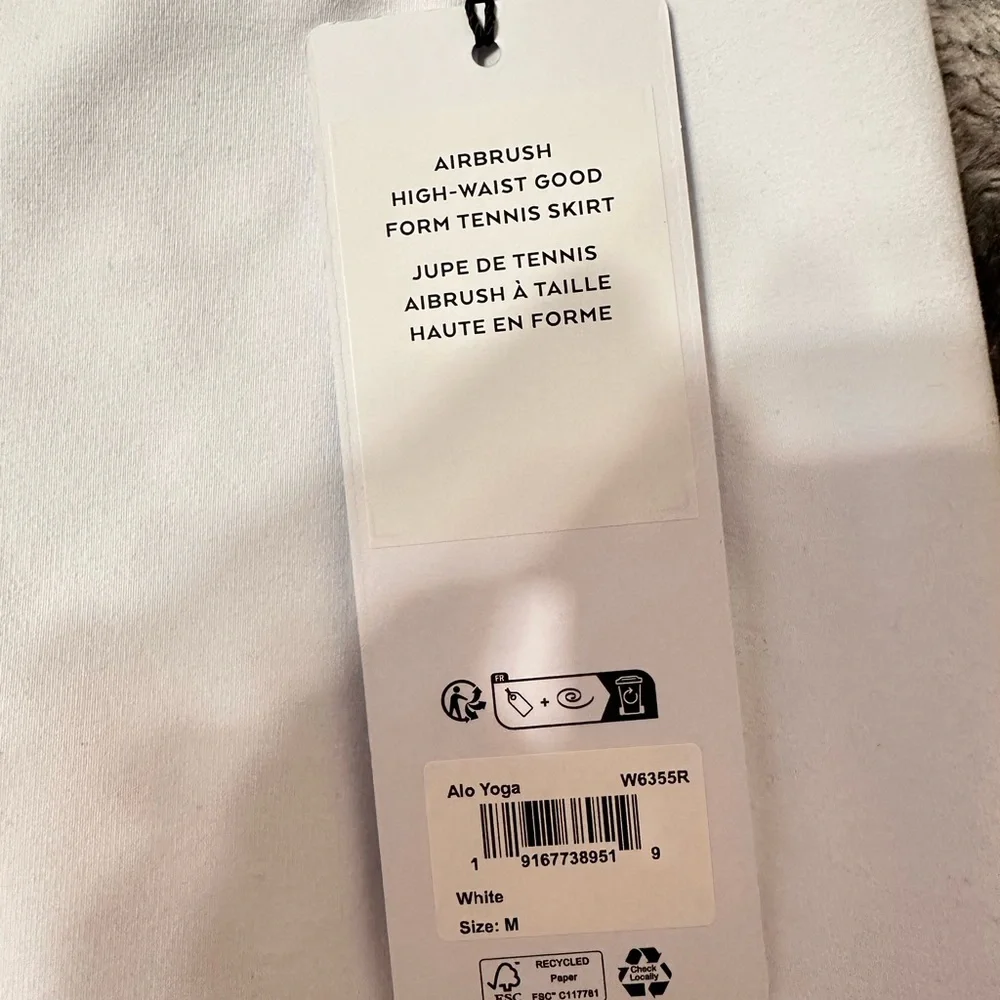 ALO Yoga Airbrush High-Waist Tennis Skirt in White